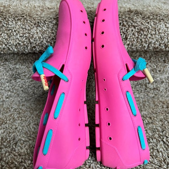 Mocks Women's Pink Mocklite Driver Rubber Loafers - Picture 8 of 11